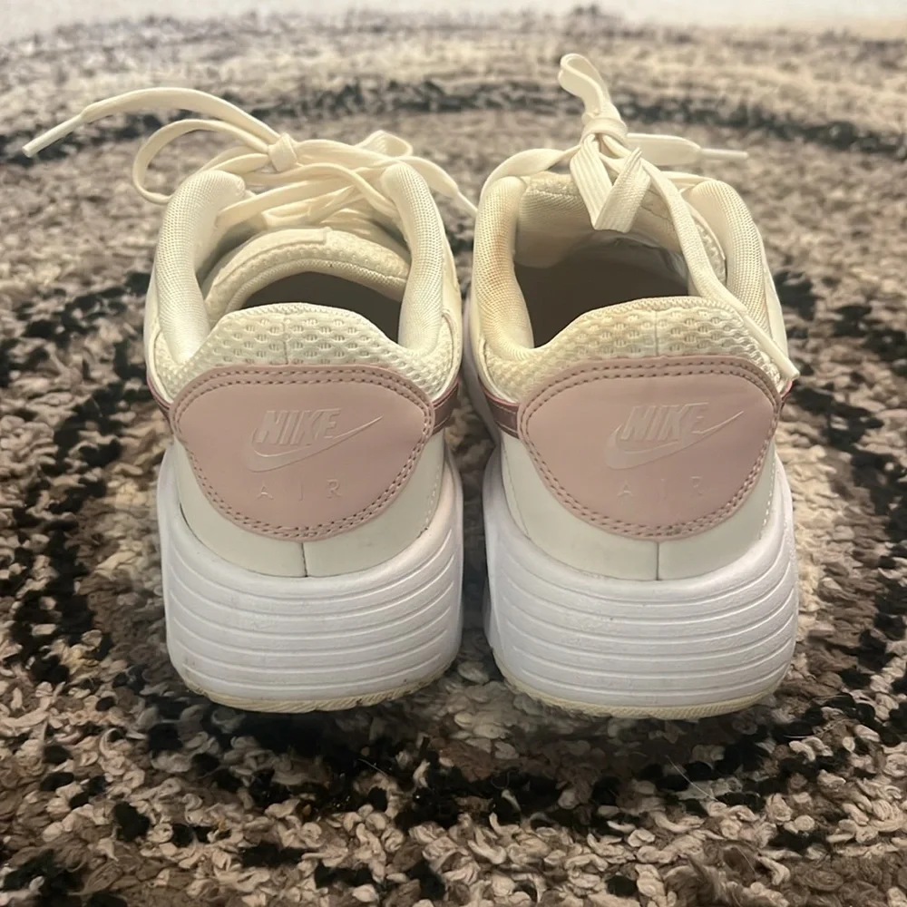 Nike Air, women's size 8